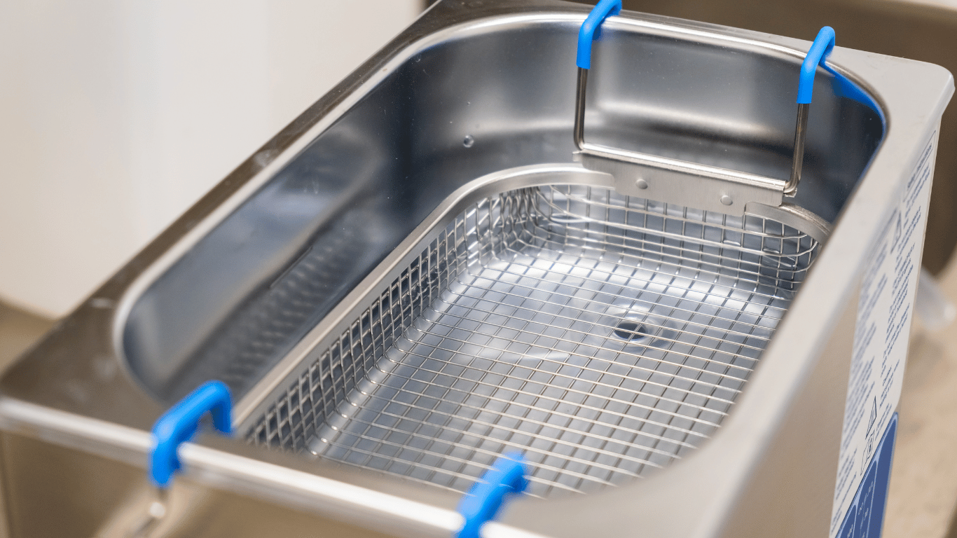 How to Use an Ultrasonic Cleaner